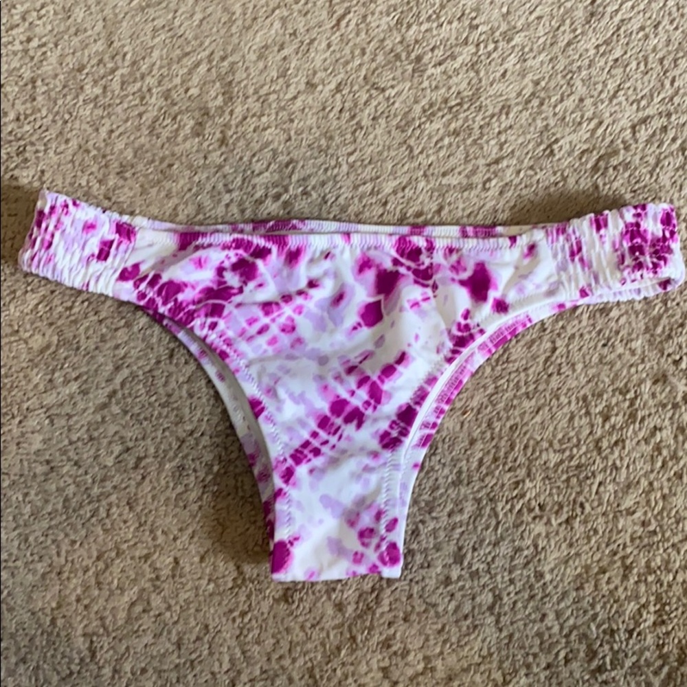 New tie-dye bikini bottom